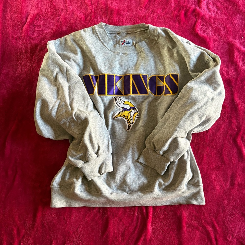 Vintage! Minnesota Vikings Gray Crewneck Sweatshirt